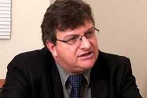 Dr. Valdir Cechinel Filho